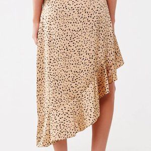 Forever 21: Satin Cheetah Print Skirt